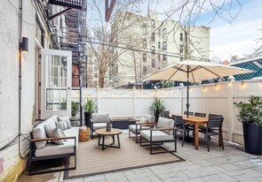 5 W 103rd St, Unit 1E in New York, NY - Building Photo