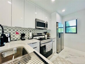 4225 N Hwy A1A in Fort Pierce, FL - Building Photo - Building Photo