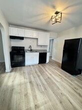 324 Bourbon St in Georgetown, KY - Building Photo - Building Photo