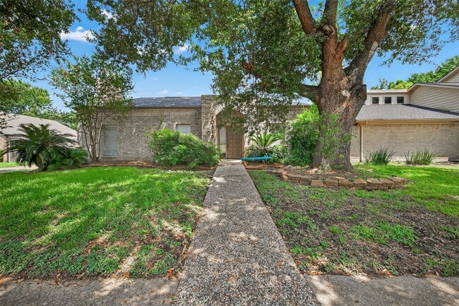 property at 10815 Shawnbrook Dr