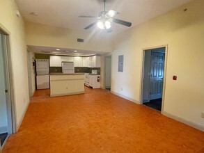 73 Orange St, Unit A in St. Augustine, FL - Building Photo - Building Photo