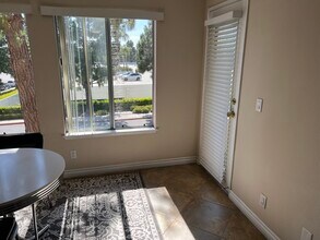 8889 Caminito Plz, Unit 7221 in San Diego, CA - Building Photo - Building Photo