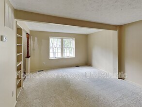 17211 Epsilon Pl in Rockville, MD - Building Photo - Building Photo