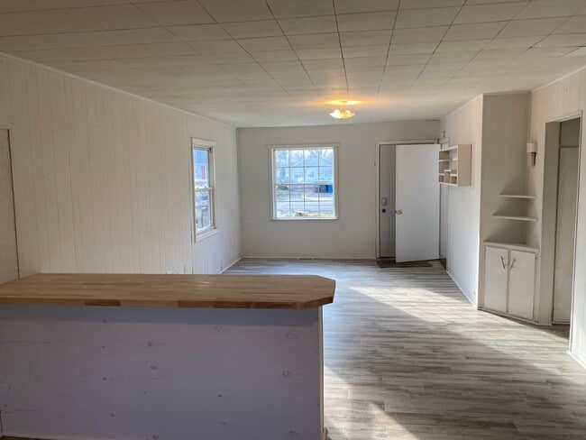 property at 1645 Cottage Ave