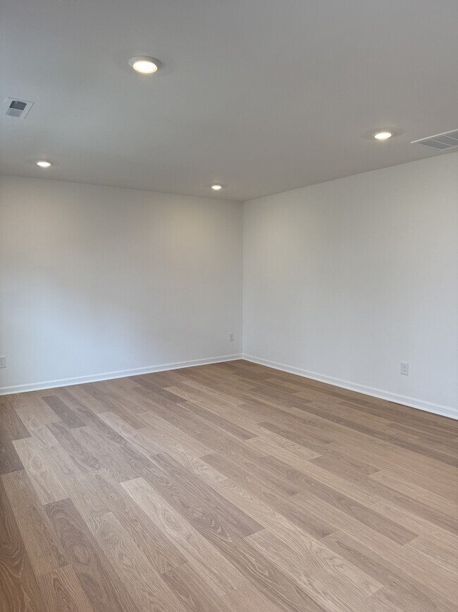 1720 Blanche St in Charlotte, NC - Building Photo - Building Photo