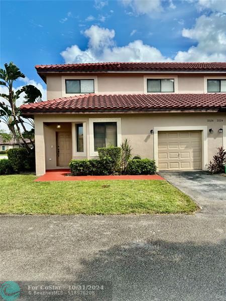 3026 La Mirage Dr in Lauderhill, FL - Foto de edificio - Building Photo