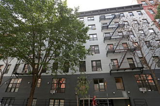 144-150 Ludlow St in New York, NY - Foto de edificio - Building Photo