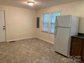 5325 Cold Harbor Dr in Charlotte, NC - Building Photo - Building Photo