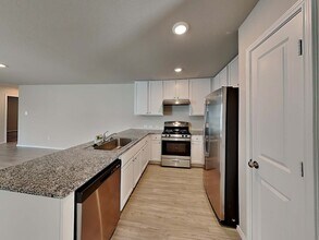 5713 Verracio Ct in San Antonio, TX - Building Photo - Building Photo