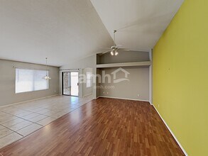 13948 N 134th Dr in Surprise, AZ - Foto de edificio - Building Photo