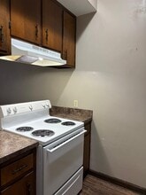 3743 Donovan Dr in Tallahassee, FL - Building Photo - Building Photo