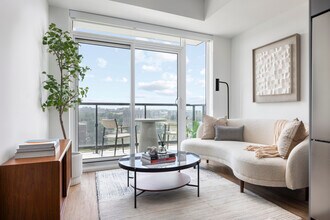 Bridge in Toronto, ON - Building Photo - Building Photo