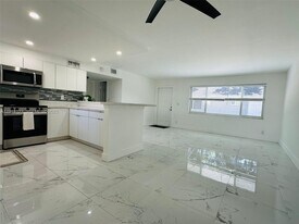 414 SE 14th St in Fort Lauderdale, FL - Building Photo