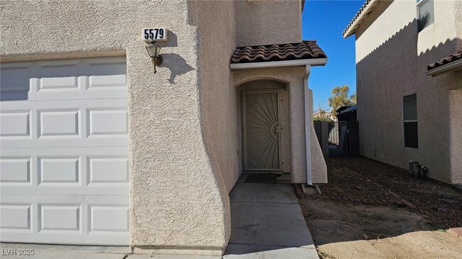 5579 Doubleday St in Las Vegas, NV - Building Photo - Building Photo