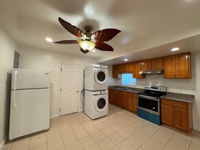 1217 Santa Clara Ave, Unit C in Alameda, CA - Building Photo - Building Photo