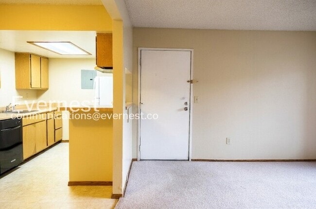 property at 15128 E Louisiana Dr