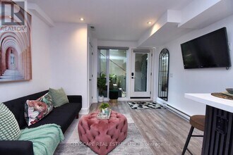 703 Markham St in Toronto, ON - Building Photo - Building Photo