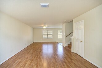 19506 Lighthouse Scene Ln in Cypress, TX - Foto de edificio - Building Photo