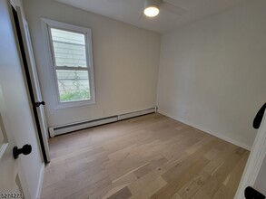 14 Wilson St in Clifton, NJ - Building Photo - Building Photo