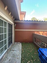 The Breezes in Coral Springs, FL - Building Photo - Interior Photo