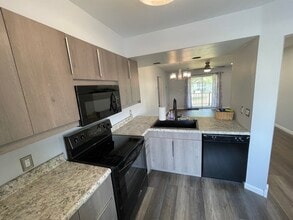 2275 N Cable Rd, Unit 194 in Lima, OH - Building Photo - Building Photo