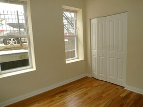 1608 N Bosworth Ave, Unit G in Chicago, IL - Foto de edificio - Building Photo