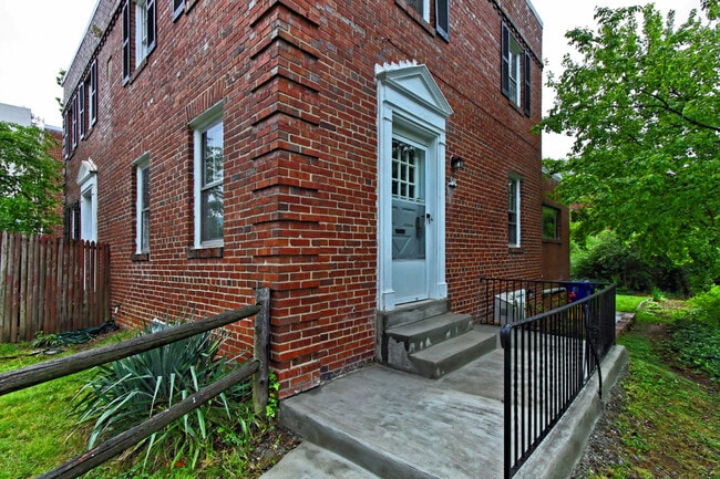 522 26th Rd S in Arlington, VA - Building Photo - Building Photo