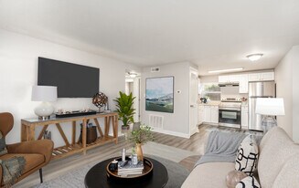 University Gardens in Columbus, OH - Building Photo