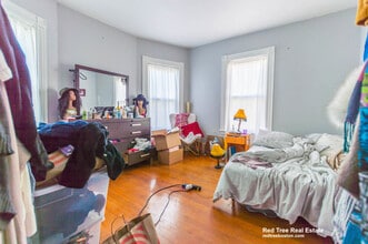 7 Greenmount St, Unit 2 in Boston, MA - Foto de edificio - Building Photo