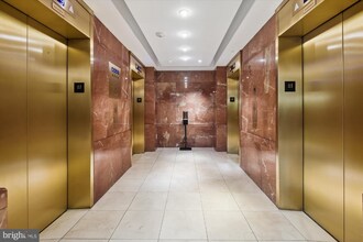 2230 George C Marshall Dr in Falls Church, VA - Building Photo - Building Photo