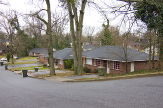 The Gates at Main in Greenville, SC - Building Photo - Building Photo