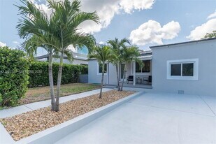 260 NE 46th St in Miami, FL - Building Photo
