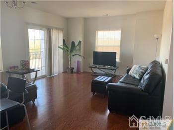 745 Strassle Wy in South Plainfield, NJ - Building Photo - Building Photo