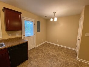 2952 Suburban Rd in Lynchburg, VA - Building Photo - Building Photo