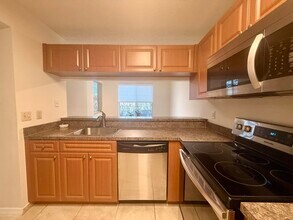 15105 Glenmoor Dr in West Palm Beach, FL - Building Photo - Building Photo
