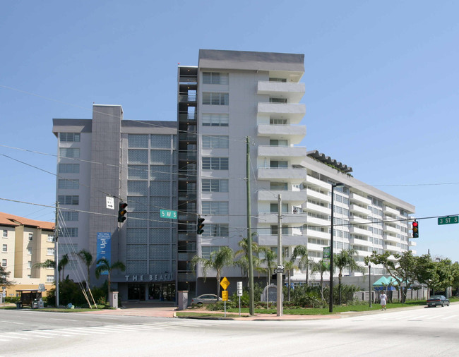 The Beacon On Third in St. Petersburg, FL - Building Photo - Building Photo