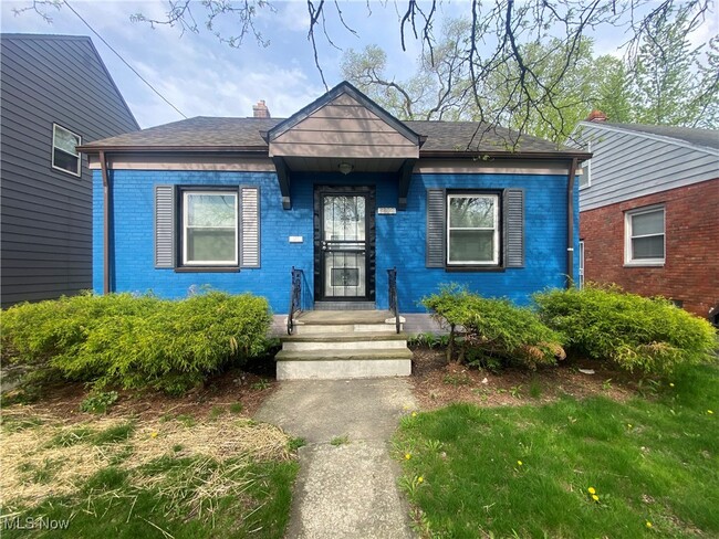 property at 3308 E 147th St