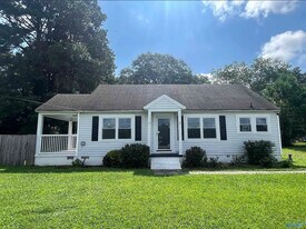 1208 Barkley St SW in Hartselle, AL - Building Photo