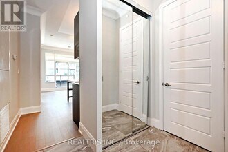 25-225 Water Walk Dr in Markham, ON - Building Photo - Building Photo