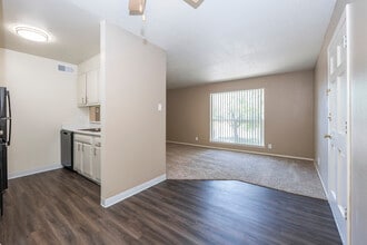North Park Apartments in Albuquerque, NM - Foto de edificio - Interior Photo