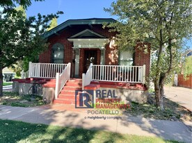 824 E Bonneville St in Pocatello, ID - Building Photo