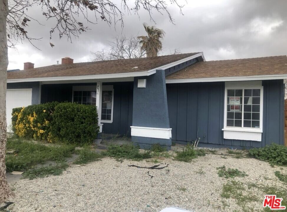 601 E Ave J5 in Lancaster, CA - Building Photo