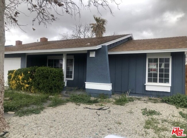 property at 601 E Ave J5