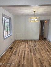 4352 Ridgewood Cir in Jackson, MS - Building Photo - Building Photo