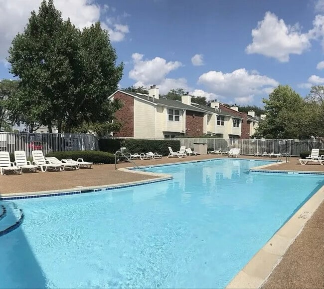 property at 1225 Wyndham Ct