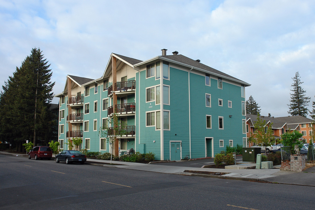 Lincoln Woods Apartments in Portland, OR - Foto de edificio