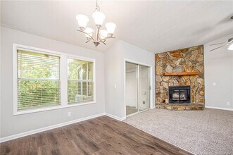 6760 Willowbrook Dr in Fayetteville, NC - Building Photo - Building Photo