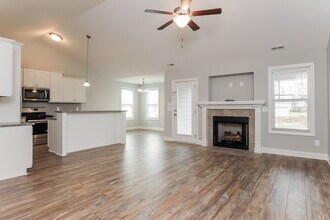 977 Airedale Trail in Garner, NC - Building Photo - Building Photo