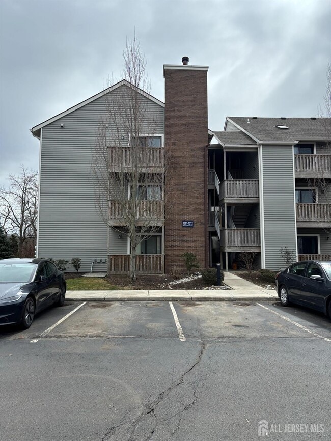 1700 Ravens Crest Dr in Plainsboro, NJ - Building Photo - Building Photo