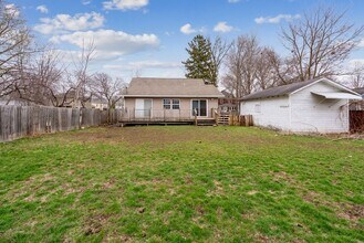 503 Iowa St in Cedar Falls, IA - Building Photo - Building Photo